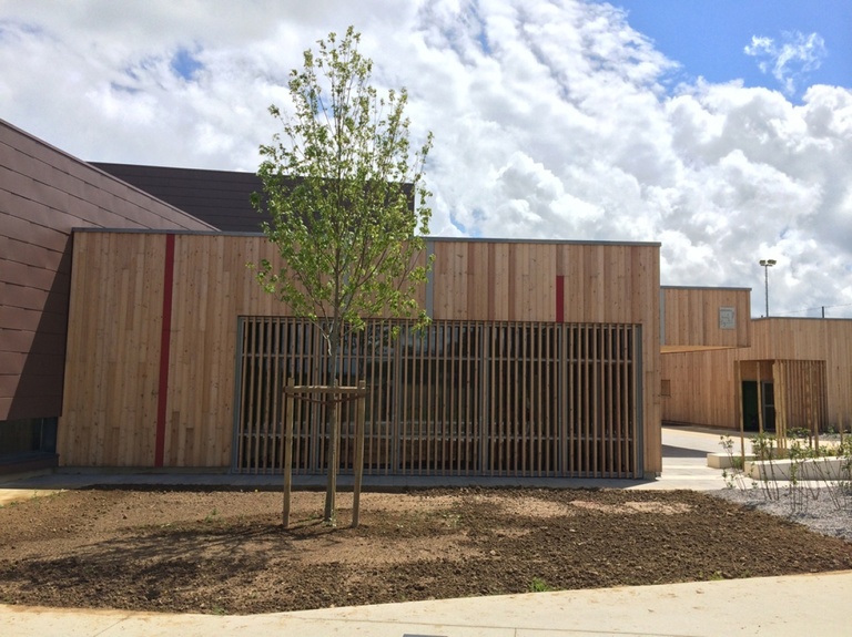 Atelier des Deux Anges - 4_complexe-sportif--ta-tes.jpg
